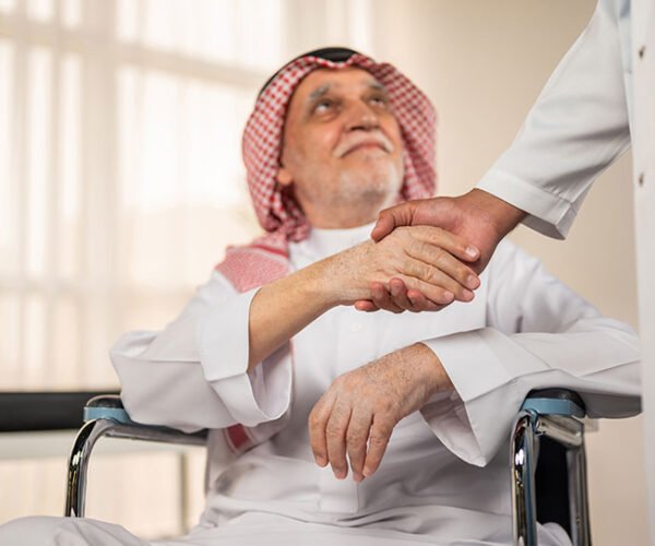 خدمة الرعاية المنزلية لكبار السن فى تبوك