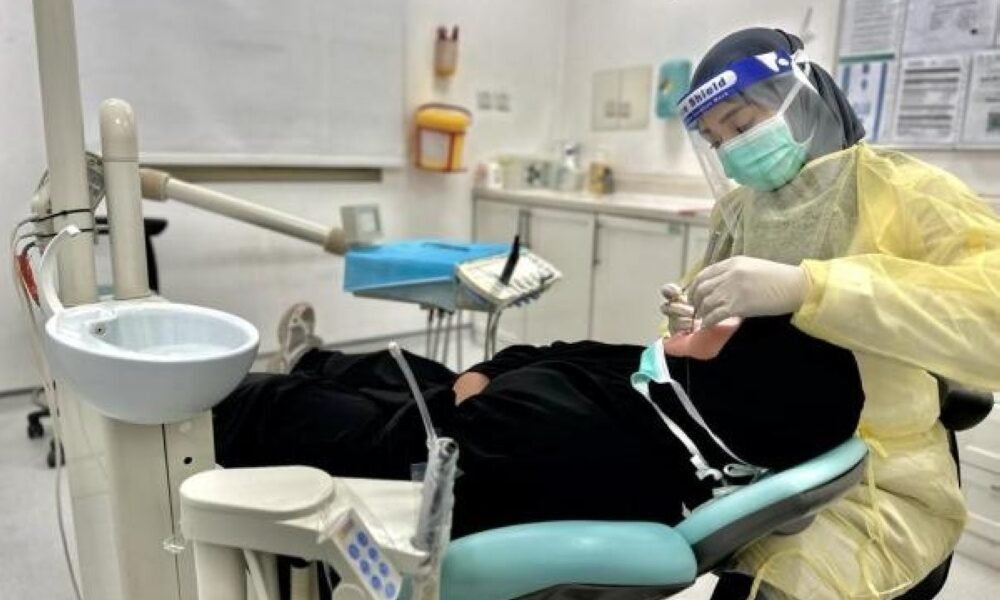 افضل عيادة اسنان فى تبوك - مجمع العناية المتميزة الطبي - تبوك